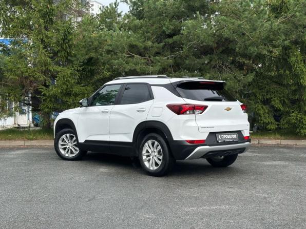 Chevrolet TrailBlazer III с пробегом 2021 года, цена 2 019 000 рублей, 44290 км, внедорожник, Автокод Объявления