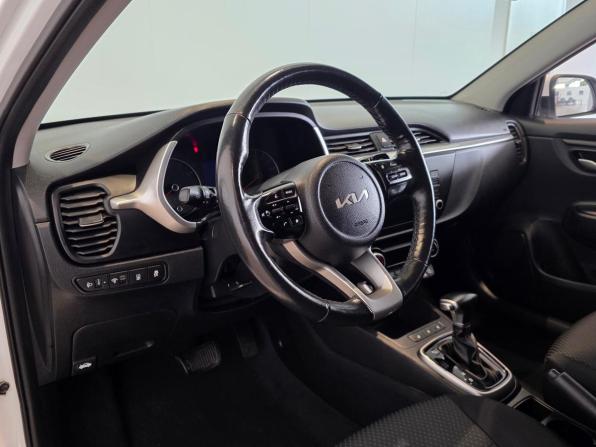 Kia Rio IV Рестайлинг с пробегом 2022 года, цена 1 755 000 рублей, 108175 км, седан, Автокод Объявления