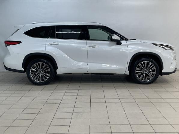 Toyota Highlander IV (XU70) с пробегом 2025 года, цена 5 400 000 рублей, 19 км, внедорожник, Автокод Объявления