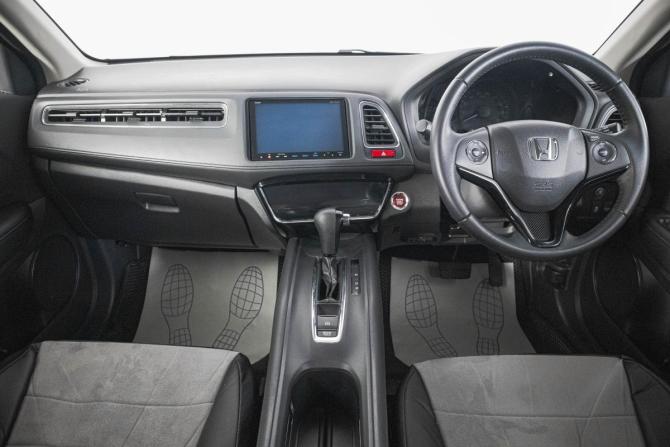 Honda Vezel I с пробегом 2015 года, цена 1 749 000 рублей, 70000 км, внедорожник, Автокод Объявления