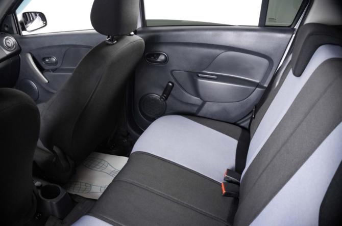 Renault Logan II Рестайлинг с пробегом 2021 года, цена 1 259 000 рублей, 25000 км, седан, Автокод Объявления