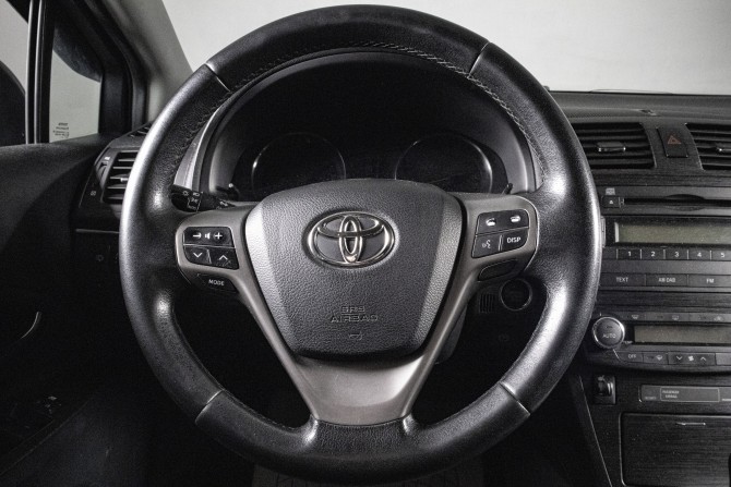 Toyota Avensis III с пробегом 2009 года, цена 979 000 рублей, 249484 км, седан, Автокод Объявления