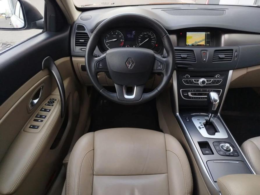 Renault Latitude I Москва  - изображение 17