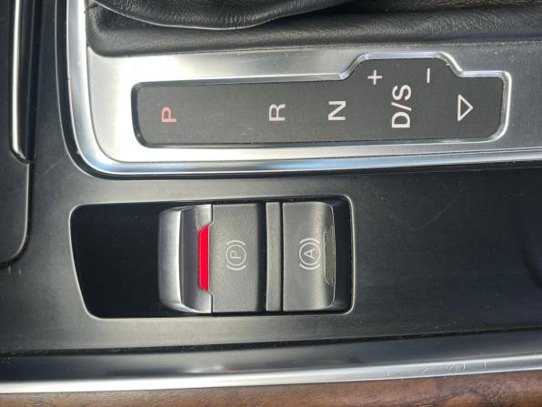 Audi Q5 I (8R) Рестайлинг с пробегом 2013 года, цена 3 400 000 рублей, 79100 км, внедорожник, Автокод Объявления