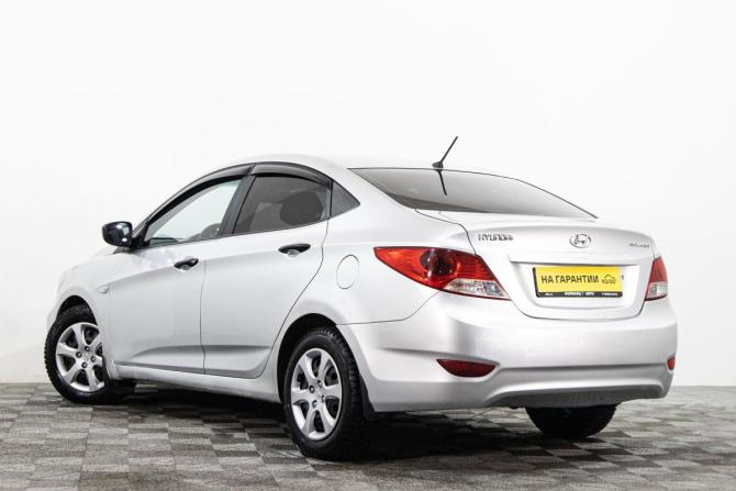 Hyundai Solaris I с пробегом 2011 года, цена 599 000 рублей, 153000 км, седан, Автокод Объявления