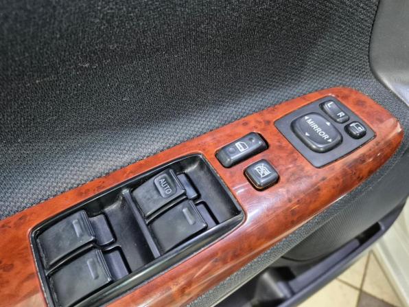Toyota Camry V (XV30) Рестайлинг с пробегом 2004 года, цена 1 155 000 рублей, 241903 км, седан, Автокод Объявления