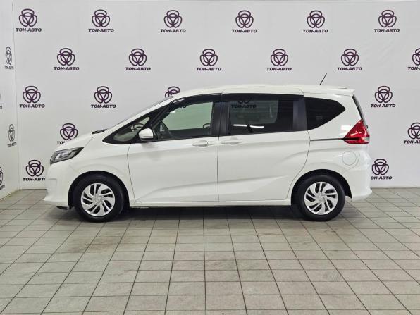 Honda Freed II с пробегом 2017 года, цена 1 496 000 рублей, 40384 км, компактвэн, Автокод Объявления