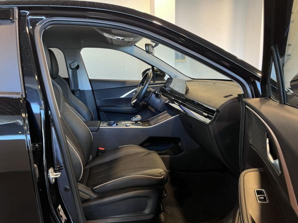 Omoda C5 I с пробегом 2023 года, цена 1 450 000 рублей, 99174 км, внедорожник, Автокод Объявления
