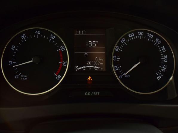 Skoda Rapid I с пробегом 2015 года, цена 805 995 рублей, 207360 км, лифтбек, Автокод Объявления