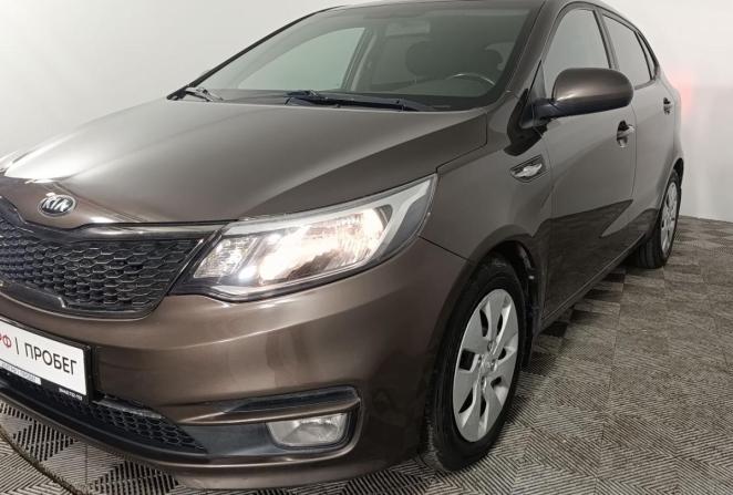 Kia Rio III Рестайлинг с пробегом 2016 года, цена 1 240 000 рублей, 106865 км, хэтчбек, Автокод Объявления