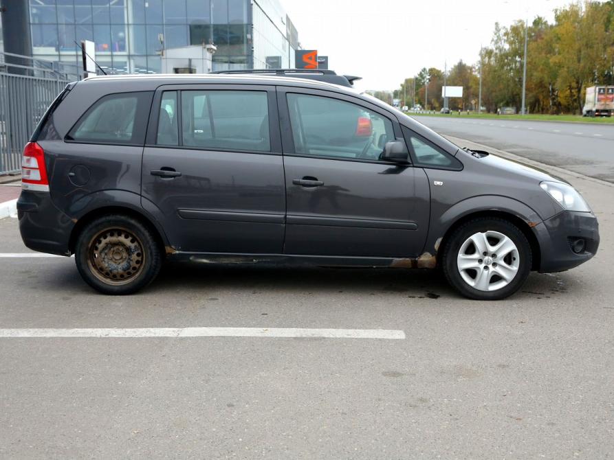 Opel Zafira B Рестайлинг Иваново  - изображение 7