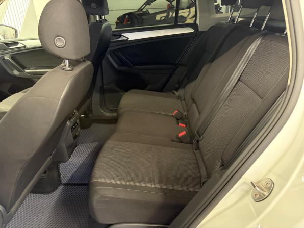 Volkswagen Tiguan II с пробегом 2018 года, цена 1 937 000 рублей, 87902 км, внедорожник, Автокод Объявления