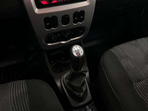 Renault Logan I Рестайлинг с пробегом 2013 года, цена 730 000 рублей, 123980 км, седан, Автокод Объявления
