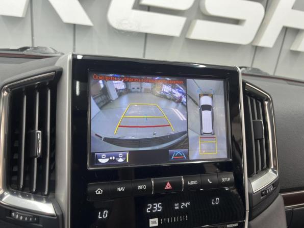 Toyota Land Cruiser 200 Series Рестайлинг 2 с пробегом 2015 года, цена 6 850 000 рублей, 132955 км, внедорожник, Автокод Объявления
