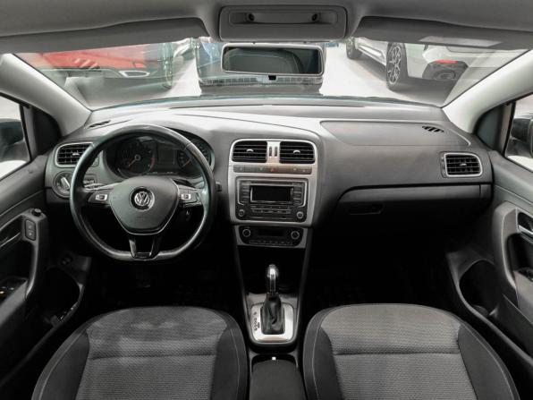 Volkswagen Polo V Рестайлинг с пробегом 2017 года, цена 1 350 000 рублей, 138000 км, седан, Автокод Объявления