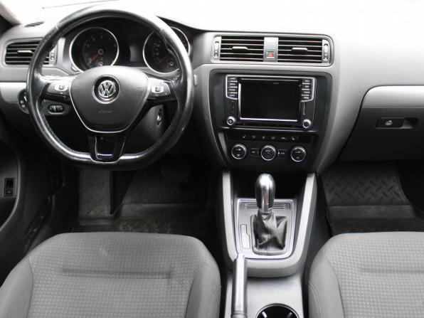 Volkswagen Jetta VI Рестайлинг с пробегом 2016 года, цена 1 179 000 рублей, 184014 км, седан, Автокод Объявления