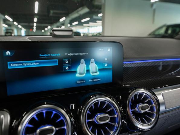 Mercedes-Benz GLB AMG I (X247) с пробегом 2020 года, цена 4 900 000 рублей, 52686 км, внедорожник, Автокод Объявления