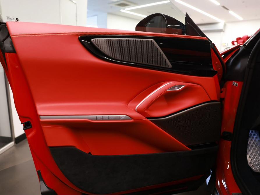 Ferrari Purosangue Москва  - изображение 16