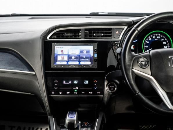 Honda Shuttle II с пробегом 2016 года, цена 1 199 500 рублей, 125342 км, универсал, Автокод Объявления