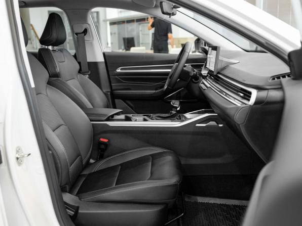 Geely Emgrand II с пробегом 2024 года, цена 1 850 000 рублей, 9795 км, седан, Автокод Объявления
