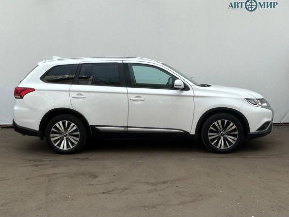 Mitsubishi Outlander III Рестайлинг 3 с пробегом 2019 года, цена 2 090 000 рублей, 157429 км, внедорожник, Автокод Объявления