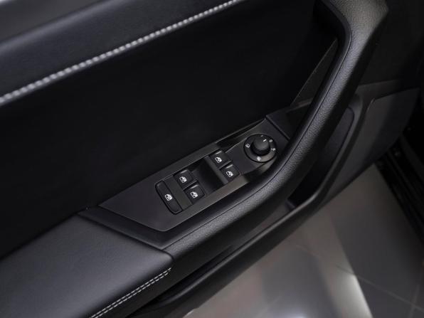 Skoda Superb III Рестайлинг с пробегом 2025 года, цена 3 250 000 рублей, 55 км, лифтбек, Автокод Объявления