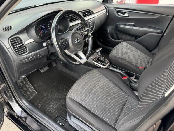 Kia Rio IV с пробегом 2018 года, цена 1 551 900 рублей, 60996 км, седан, Автокод Объявления