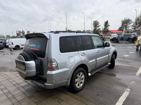 Mitsubishi Pajero IV Рестайлинг 1 с пробегом 2011 года, цена 2 099 000 рублей, 130000 км, внедорожник, Автокод Объявления