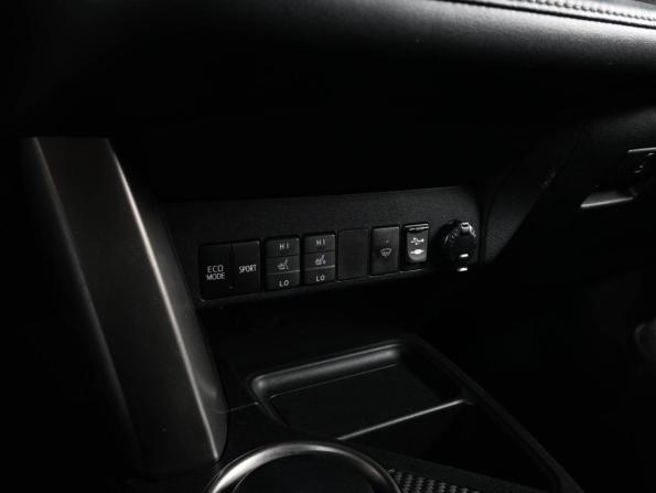 Toyota RAV4 IV (XA40) с пробегом 2015 года, цена 1 799 000 рублей, 192320 км, внедорожник, Автокод Объявления