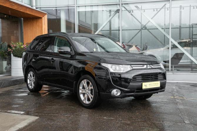 Mitsubishi Outlander III с пробегом 2013 года, цена 1 298 000 рублей, 228300 км, внедорожник, Автокод Объявления