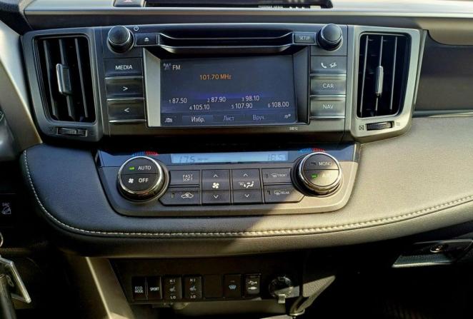 Toyota RAV4 IV (XA40) Рестайлинг с пробегом 2016 года, цена 2 537 000 рублей, 156825 км, внедорожник, Автокод Объявления