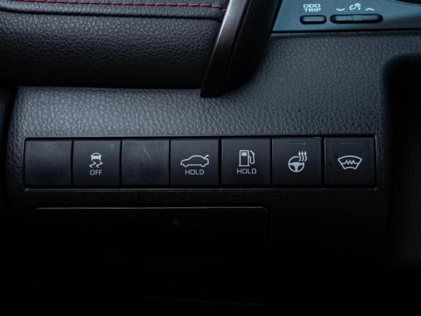 Toyota Camry VIII (XV70) Рестайлинг с пробегом 2021 года, цена 3 050 000 рублей, 132324 км, седан, Автокод Объявления