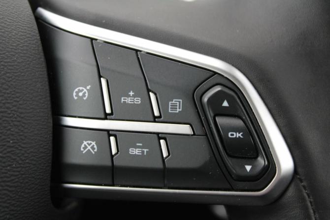 Haval F7 I Рестайлинг с пробегом 2023 года, цена 2 225 000 рублей, 10000 км, внедорожник, Автокод Объявления