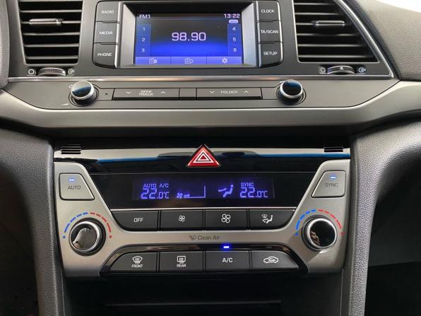 Hyundai Elantra VI (AD) с пробегом 2017 года, цена 1 217 000 рублей, 182674 км, седан, Автокод Объявления