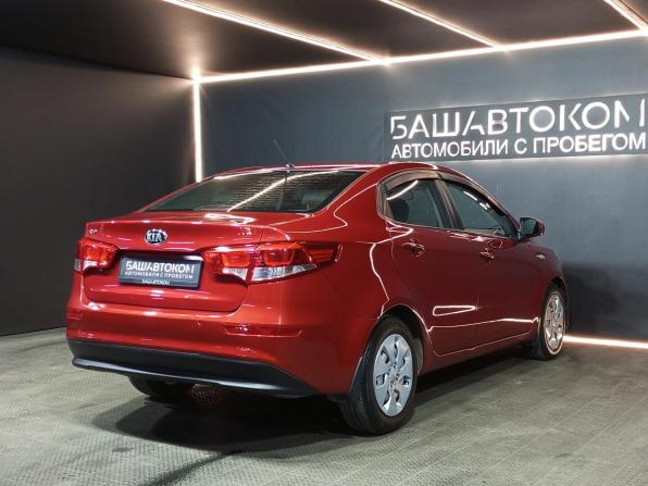 Kia Rio III Рестайлинг с пробегом 2015 года, цена 1 080 000 рублей, 180646 км, седан, Автокод Объявления