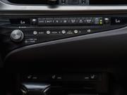 Lexus ES VII Рестайлинг Москва  - изображение 35