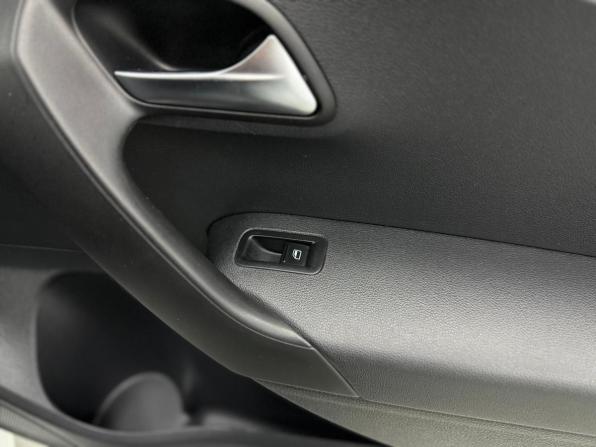 Volkswagen Polo V Рестайлинг с пробегом 2019 года, цена 1 400 000 рублей, 73073 км, седан, Автокод Объявления
