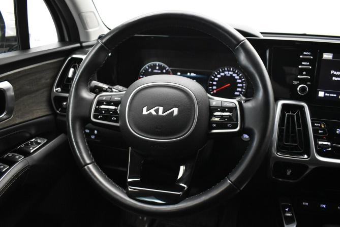 Kia Sorento IV с пробегом 2022 года, цена 3 850 000 рублей, 103763 км, внедорожник, Автокод Объявления