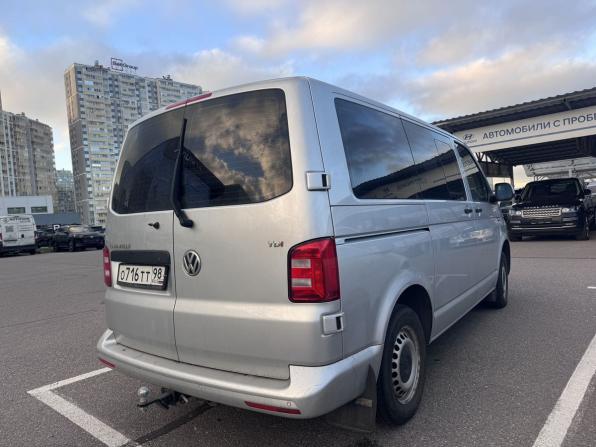 Volkswagen Caravelle T6 с пробегом 2015 года, цена 2 733 333 рубля, 132000 км, минивэн, Автокод Объявления