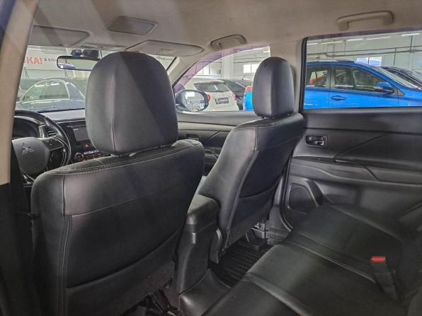 Mitsubishi Outlander III Рестайлинг 2 с пробегом 2015 года, цена 1 950 000 рублей, 141130 км, внедорожник, Автокод Объявления