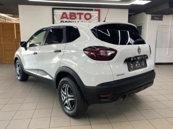 Renault Kaptur I с пробегом 2018 года, цена 1 079 000 рублей, 181000 км, внедорожник, Автокод Объявления