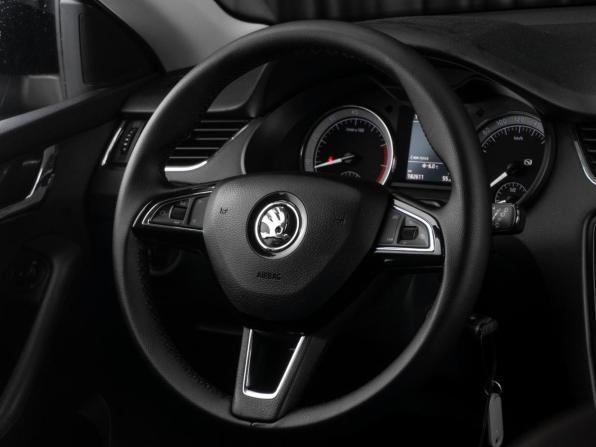 Skoda Octavia III (A7) Рестайлинг с пробегом 2020 года, цена 2 029 000 рублей, 182611 км, лифтбек, Автокод Объявления