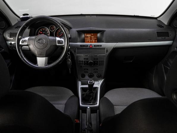 Opel Astra H Рестайлинг с пробегом 2013 года, цена 899 000 рублей, 97412 км, седан, Автокод Объявления