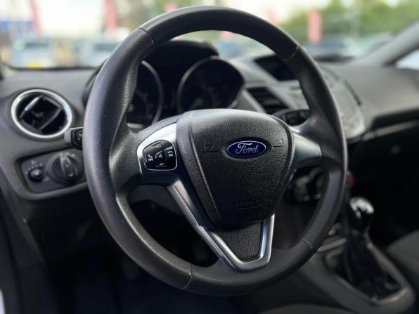 Ford Fiesta Mk6 Рестайлинг с пробегом 2016 года, цена 770 000 рублей, 164084 км, седан, Автокод Объявления