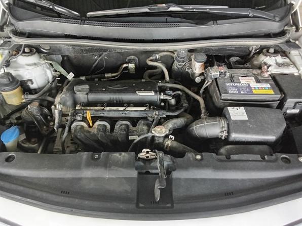 Hyundai Solaris I Рестайлинг с пробегом 2016 года, цена 1 015 000 рублей, 142686 км, хэтчбек, Автокод Объявления