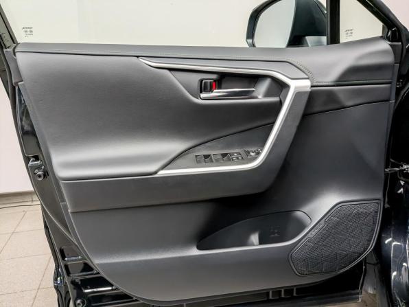Toyota RAV4 V (XA50) с пробегом 2025 года, цена 3 825 000 рублей, 20500 км, внедорожник, Автокод Объявления