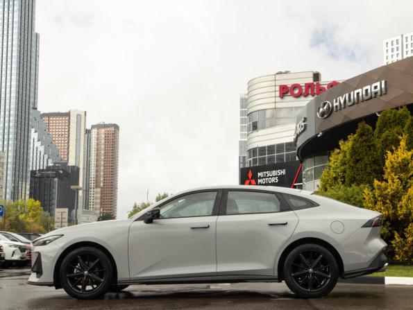 Changan UNI-V I с пробегом 2024 года, цена 2 378 000 рублей, 25598 км, лифтбек, Автокод Объявления