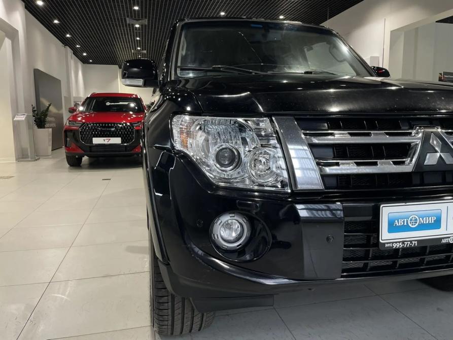 Mitsubishi Pajero IV Рестайлинг 1 Москва  - изображение 7