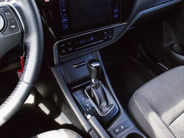 Toyota Corolla XI (E160 E170 E180) Рестайлинг 1 с пробегом 2017 года, цена 1 849 000 рублей, 89028 км, седан, Автокод Объявления