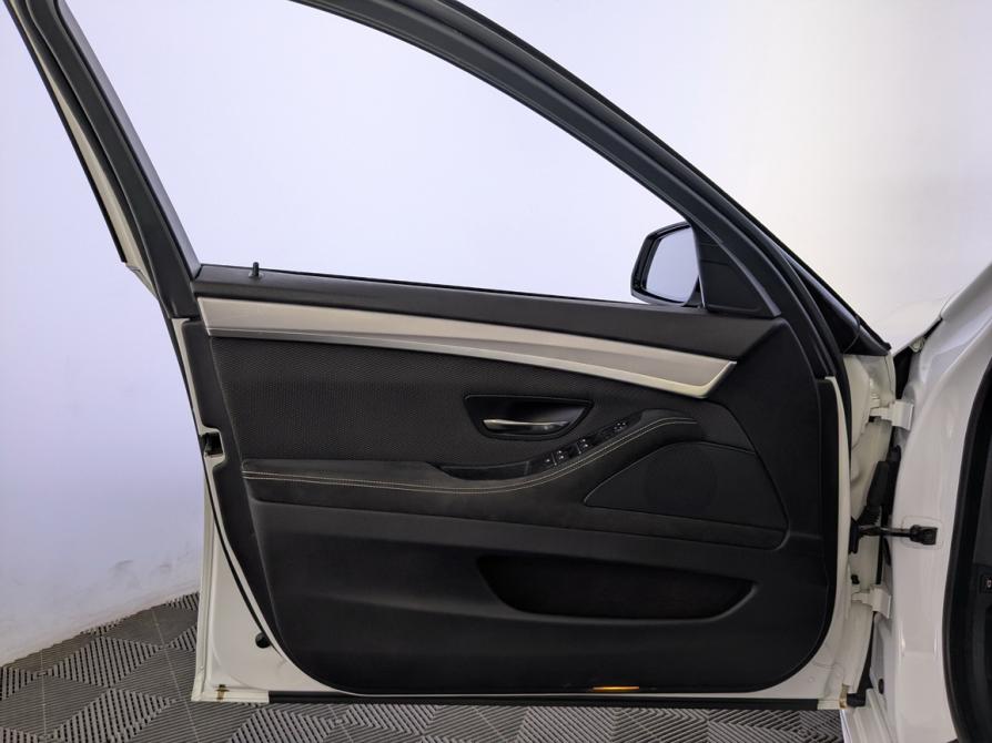 BMW 5 серии VI (F10/F11/F07) Рестайлинг Москва  - изображение 19